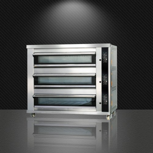 How to maintain the deck oven after baking?